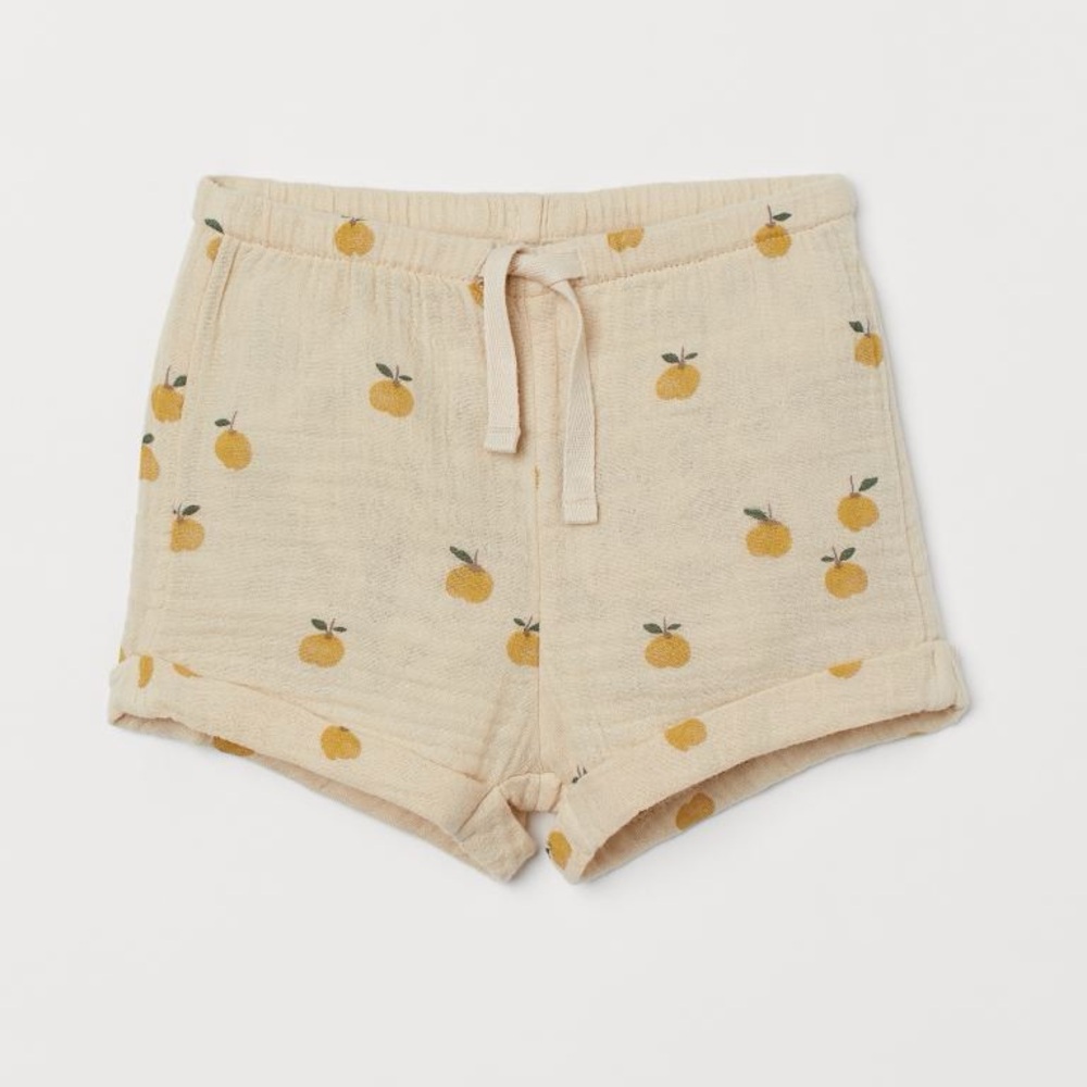 NWOT H&M baby fruit cotton shorts